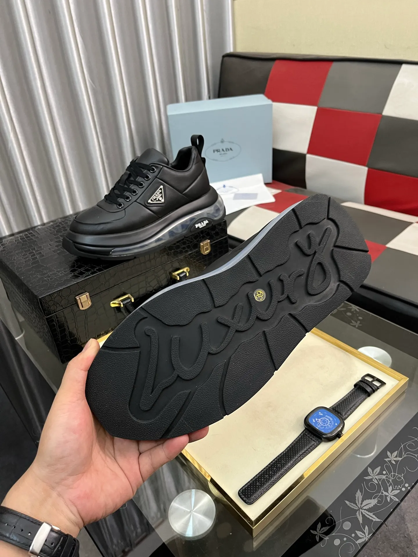 Men's Men's Shoes💰640⌚️⌚️《PRADA*》The latest and most popular casual shoes, top brand [seduce] luxury~purchase, top~quality. [Strong] The upper is made of imported breathable cowhide with cloth material ➕ breathable sheepskin feet (•) and fine workmanship. Code number: 38-442️⃣Colors available